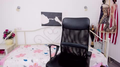 Jessy online show from January 25, 5:48 pm