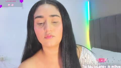 jhackelin  My independent account online show from April 11, 10:24 pm