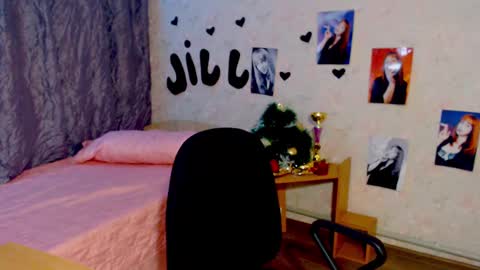 jillstevens online show from February 22, 4:37 pm