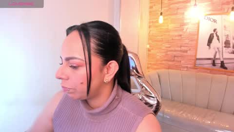 jimena  online show from December 22, 3:44 am
