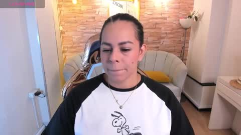 jimena  online show from March 7, 3:19 am