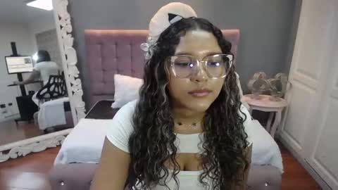 Jimena  online show from September 17, 2:37 pm