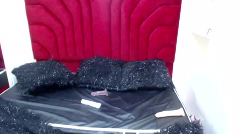 Jimena  online show from October 25, 2:35 pm