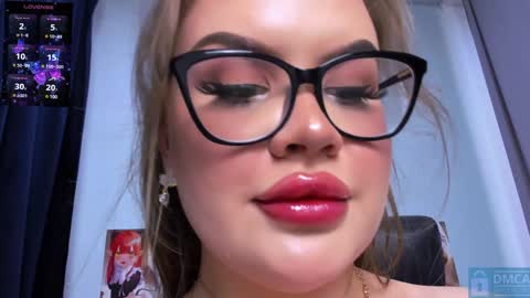 Snapshot of jinny_meow chatting on December 6, 8:06 pm JInny  PVT IS OPEN  online show from December 6, 8:06 pm