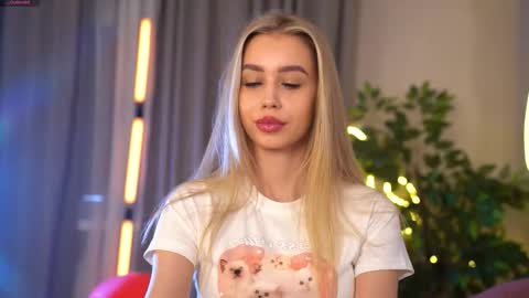 Jenny online show from February 23, 8:25 am