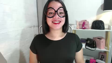 Joana online show from January 9, 7:50 pm