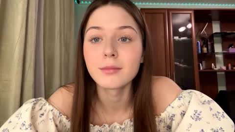 Adel online show from December 19, 5:16 pm