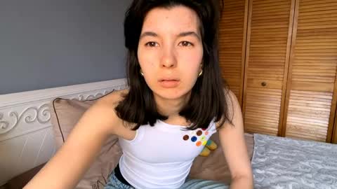 joanaphippin online show from May 4, 7:12 am