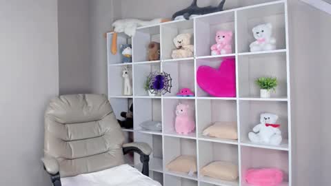 joann_shermann online show from November 12, 1:36 am