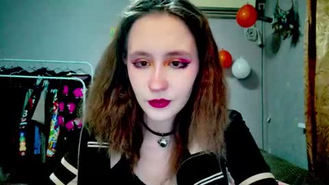 Joannatompson online show from November 20, 11:39 pm