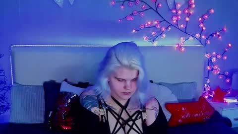 Joann online show from December 14, 8:14 pm