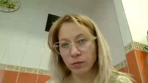 johannalee online show from March 7, 5:58 am