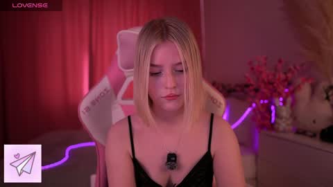 Paula online show from April 13, 8:04 am