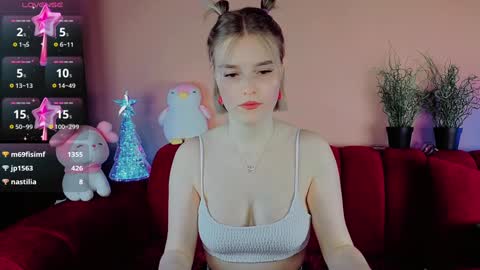 Paula online show from December 6, 9:45 pm