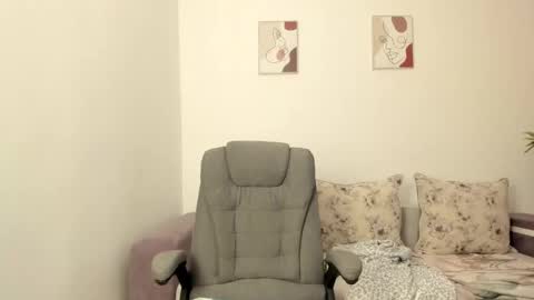 Snapshot of jolenekiss chatting on October 27, 9:38 am Jolene online show from October 27, 9:38 am