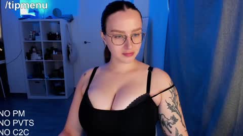 Jolie  My snapchat got deleted. If you were subscribed dm me my former username or scroll down and click on snapchat media online show from September 28, 10:31 am