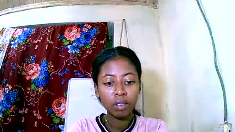 joliekah27 online show from January 16, 5:23 pm