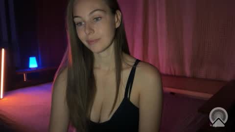 Snapshot of jollydolly__ chatting on October 1, 9:20 pm jollydolly__ online show from October 1, 9:20 pm