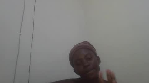 jollynabeb online show from February 18, 4:27 pm