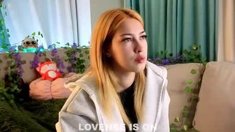 Viola online show from February 15, 1:21 pm