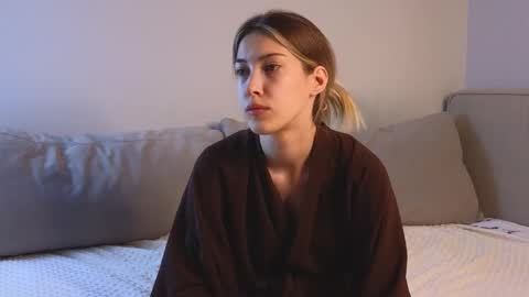 Viola online show from October 16, 11:35 am