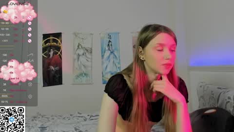 Mila online show from December 4, 11:13 pm