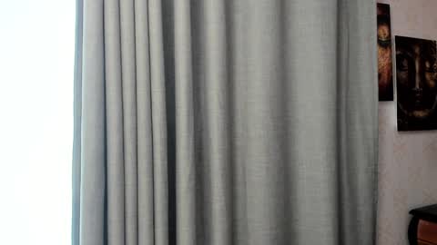 Katalina online show from December 5, 6:11 pm