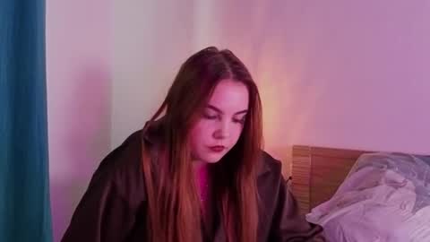 Lina online show from September 18, 8:35 am