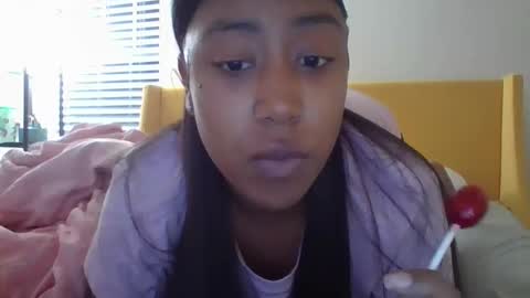 Snapshot of jottijade chatting on October 4, 6:41 am jottijade online show from October 4, 6:41 am