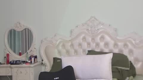 joycekay online show from November 28, 2:47 am