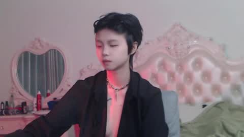 joycekay online show from April 16, 9:50 pm