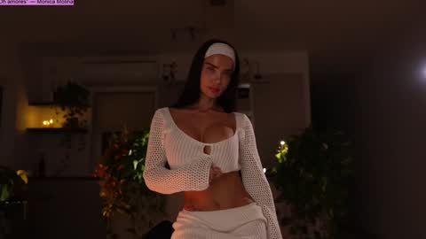 Jennifer Diaz online show from October 3, 7:19 pm