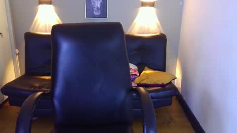 Snapshot of jsneiidy_ath chatting on December 22, 4:28 am Josneidy Jos online show from December 22, 4:28 am