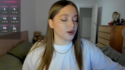 Julia and Julia online show from February 5, 2:59 pm