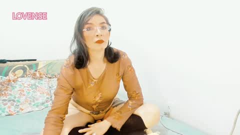 Judith Cabrales online show from December 30, 2:40 pm