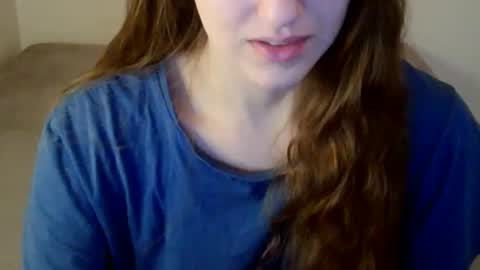 Snapshot of juicetalia chatting on December 6, 8:37 am JuiceTalia online show from December 6, 8:37 am