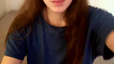 Snapshot of juicetalia chatting on March 4, 8:35 am JuiceTalia online show from March 4, 8:35 am