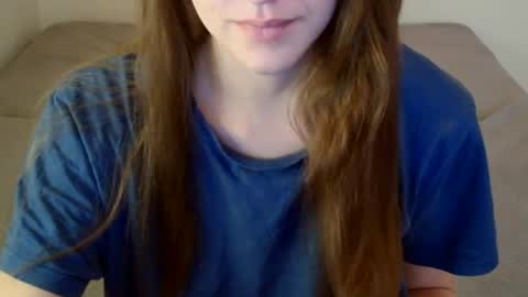 Snapshot of juicetalia chatting on December 21, 9:23 am JuiceTalia online show from December 21, 9:23 am