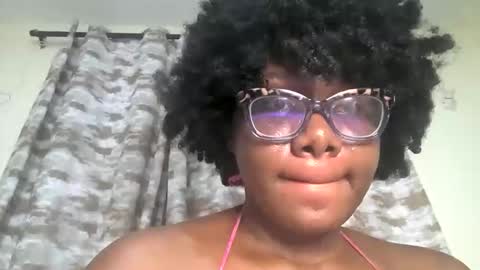 juiceyy_melons online show from May 29, 6:50 pm