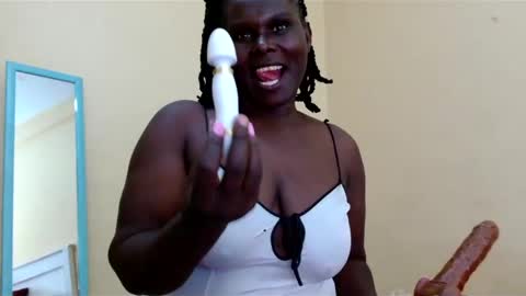 zainabu online show from January 30, 2:15 pm