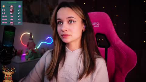 Angelina online show from December 14, 6:09 pm