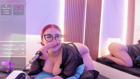 Juicy online show from January 31, 9:26 pm