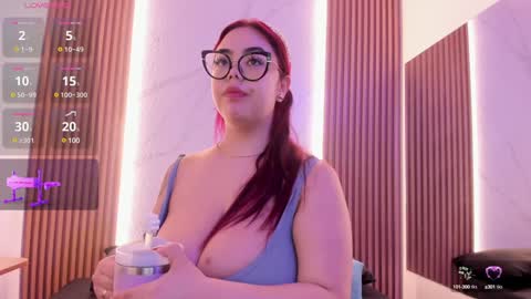 Juicy online show from February 1, 11:21 am