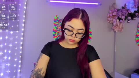 Juicy online show from January 2, 3:19 pm