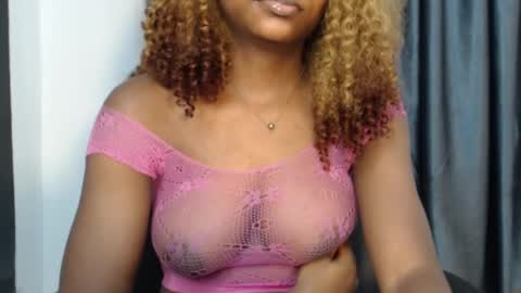 Wet Baddie online show from February 8, 7:38 pm