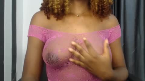 Wet Baddie online show from February 4, 6:49 pm