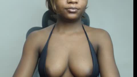 Snapshot of juicy_plumx chatting on October 30, 6:53 pm Wet Baddie online show from October 30, 6:53 pm