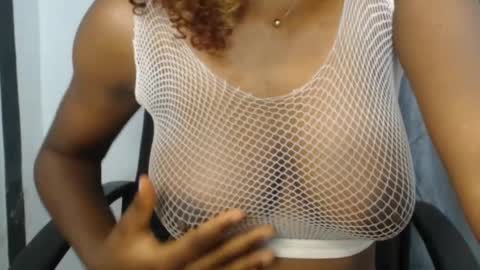 Wet Baddie online show from February 5, 11:06 pm