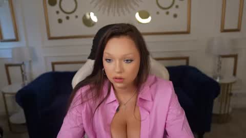 Elza online show from July 8, 11:34 am