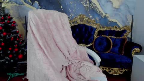 Snapshot of juicyberryy chatting on January 5, 7:07 am Milana online show from January 5, 7:07 am